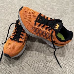 Nike Zoom Pegasus 32 - orange - size 8.5